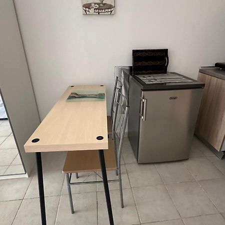 Melathron Rooms ניאה מודאניה מראה חיצוני תמונה