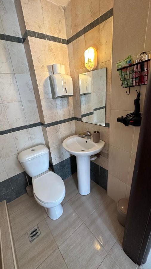 Melathron Rooms ניאה מודאניה מראה חיצוני תמונה